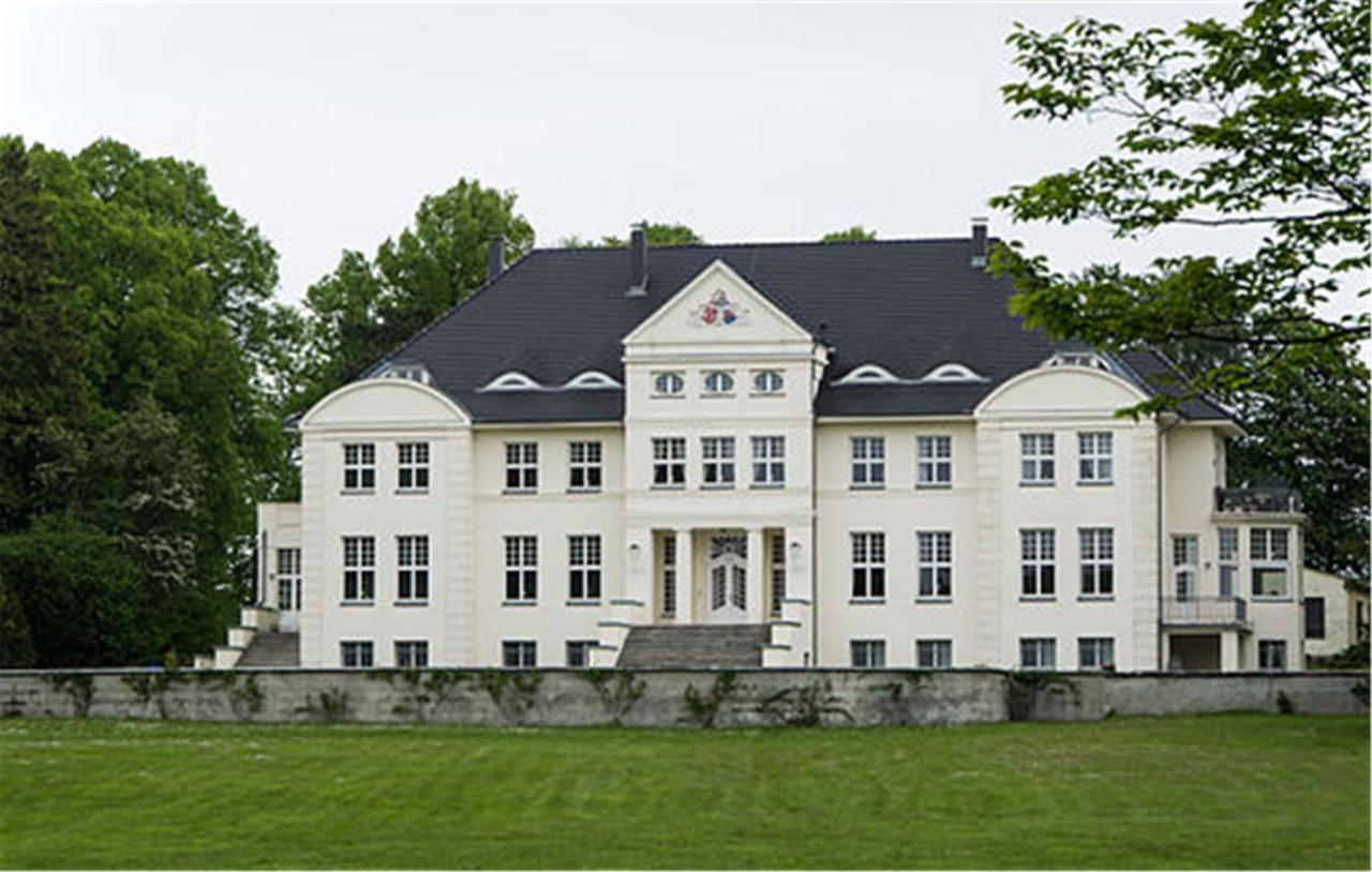 Schloss Wichmannsdorf Kröpelin Dış mekan fotoğraf